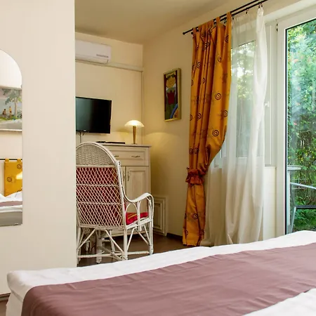 Giardino Hotel 3*