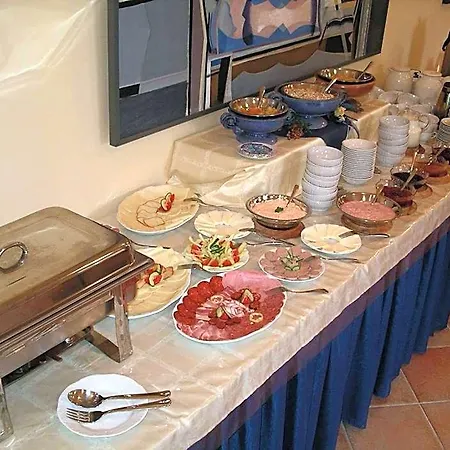 Giardino Hotel 3*